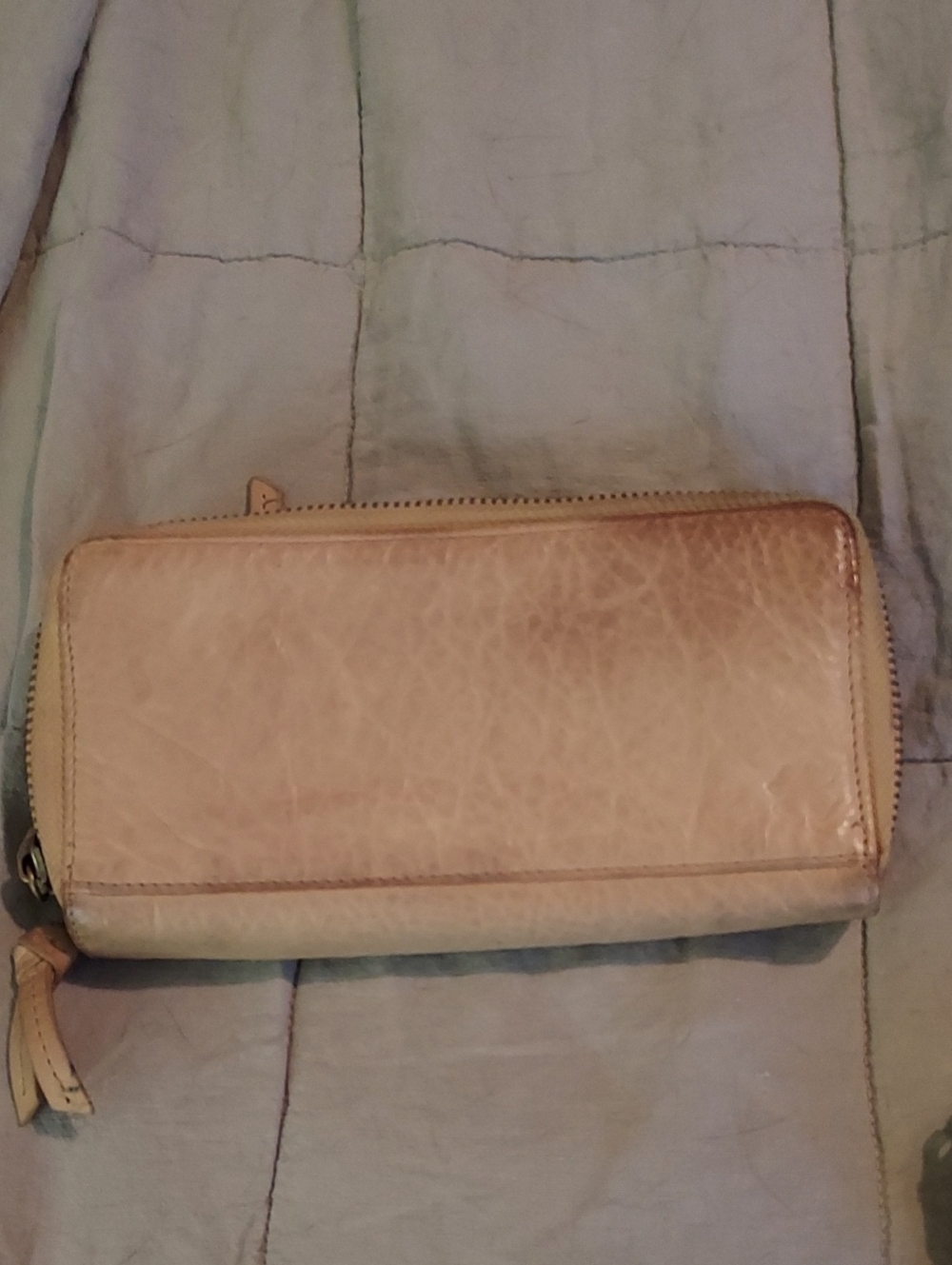 Lucky Womens Leather Wallet Yellowish Tan